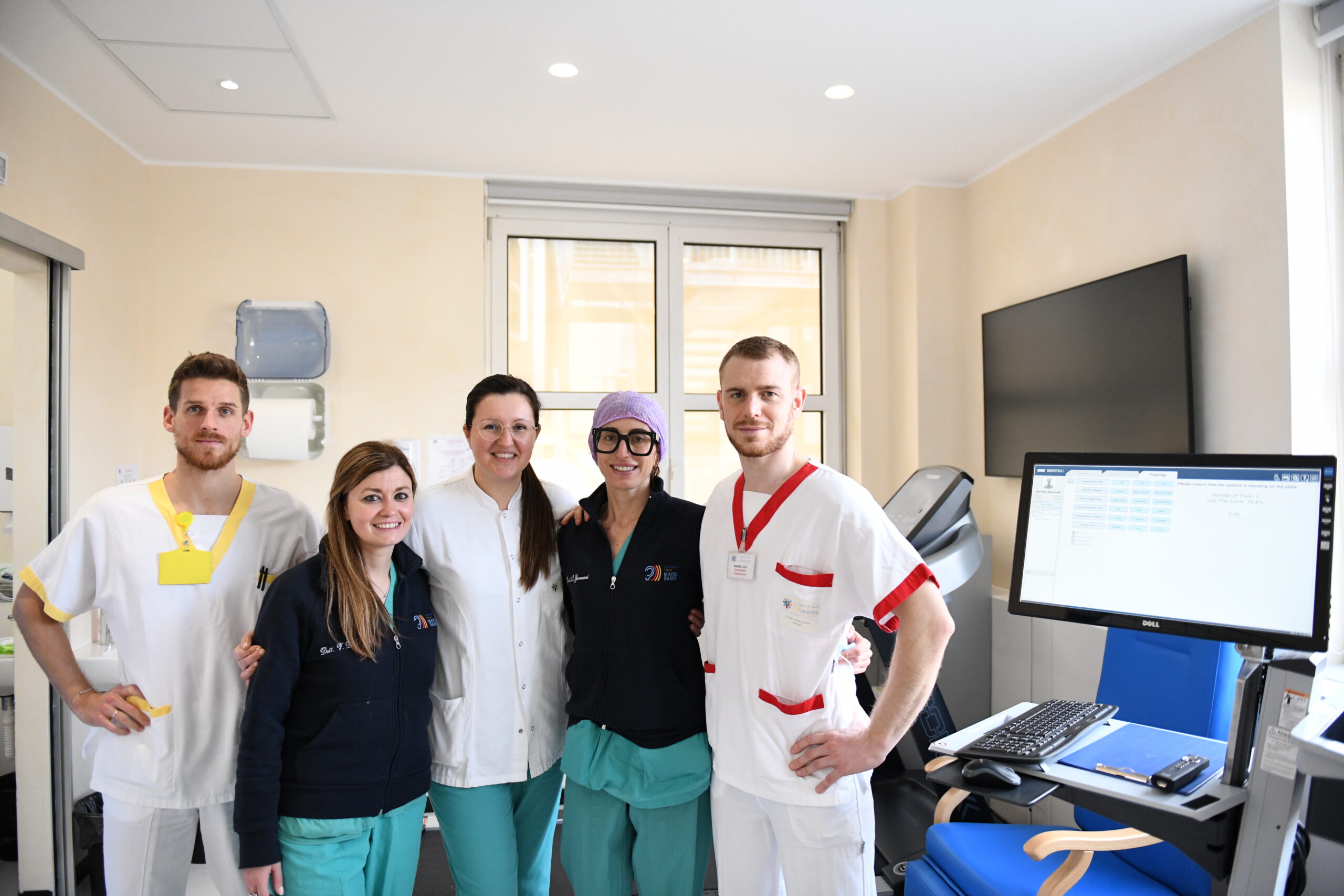 Team del Centro Vestibolar per la diagnosi e terapia delle Vertigini in Casa di Cura Piacenza, Fisioterapista Simone Faroldi e Luca Rosani, Dottoresse Anna Lisa Giannuzzi, Elisabetta Rebecchi e Vittoria Di Rubbo